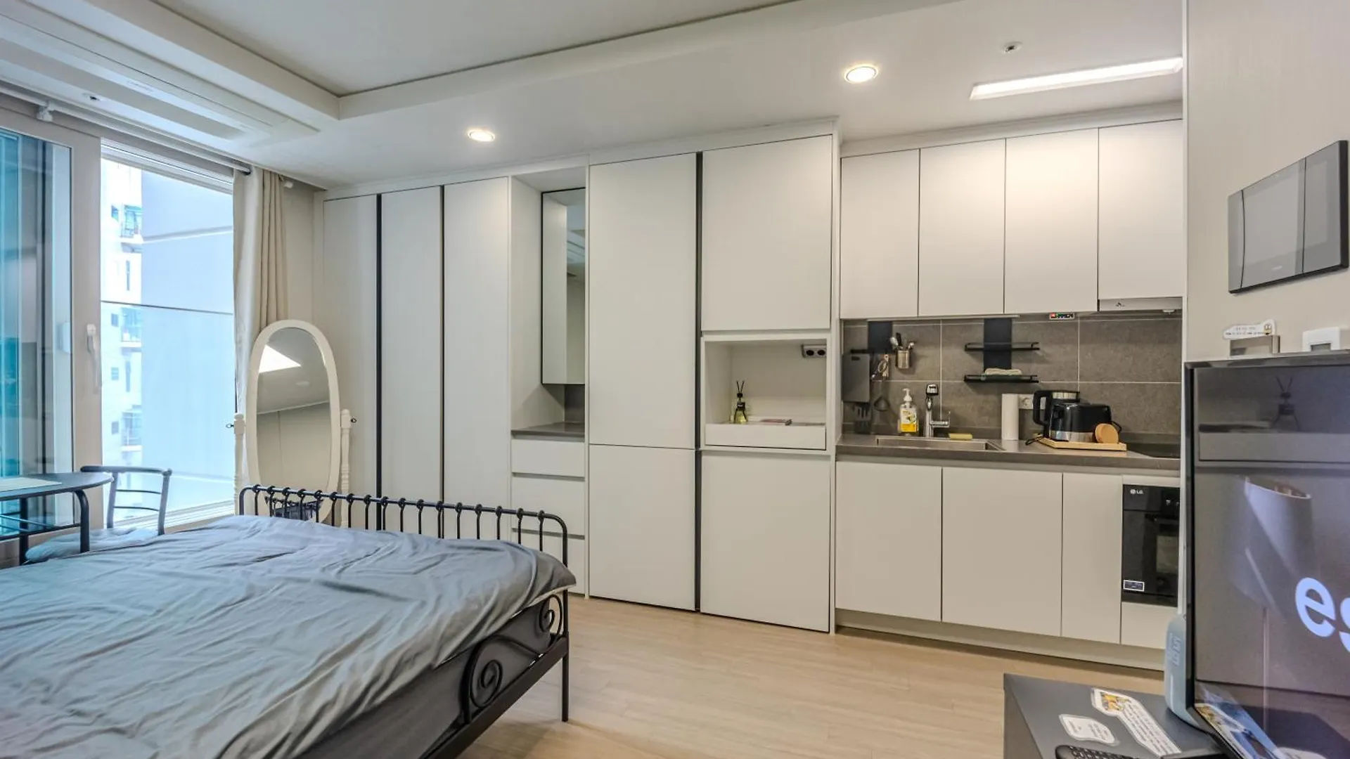 광안리해수욕장 30초# 무료주차# 러블리데이#Lovely Place For Holiday#Gwanganri Beach# Busan Appartement