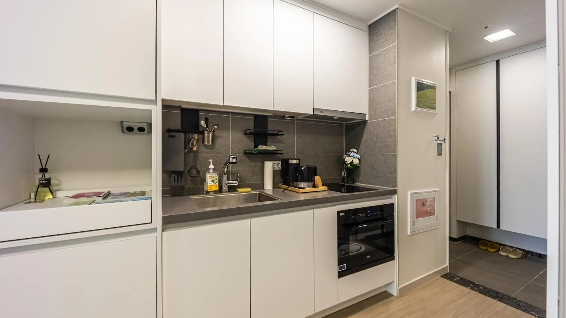Gwangalli Beach Stylish Accommodation Peaceful Night Busan South Korea