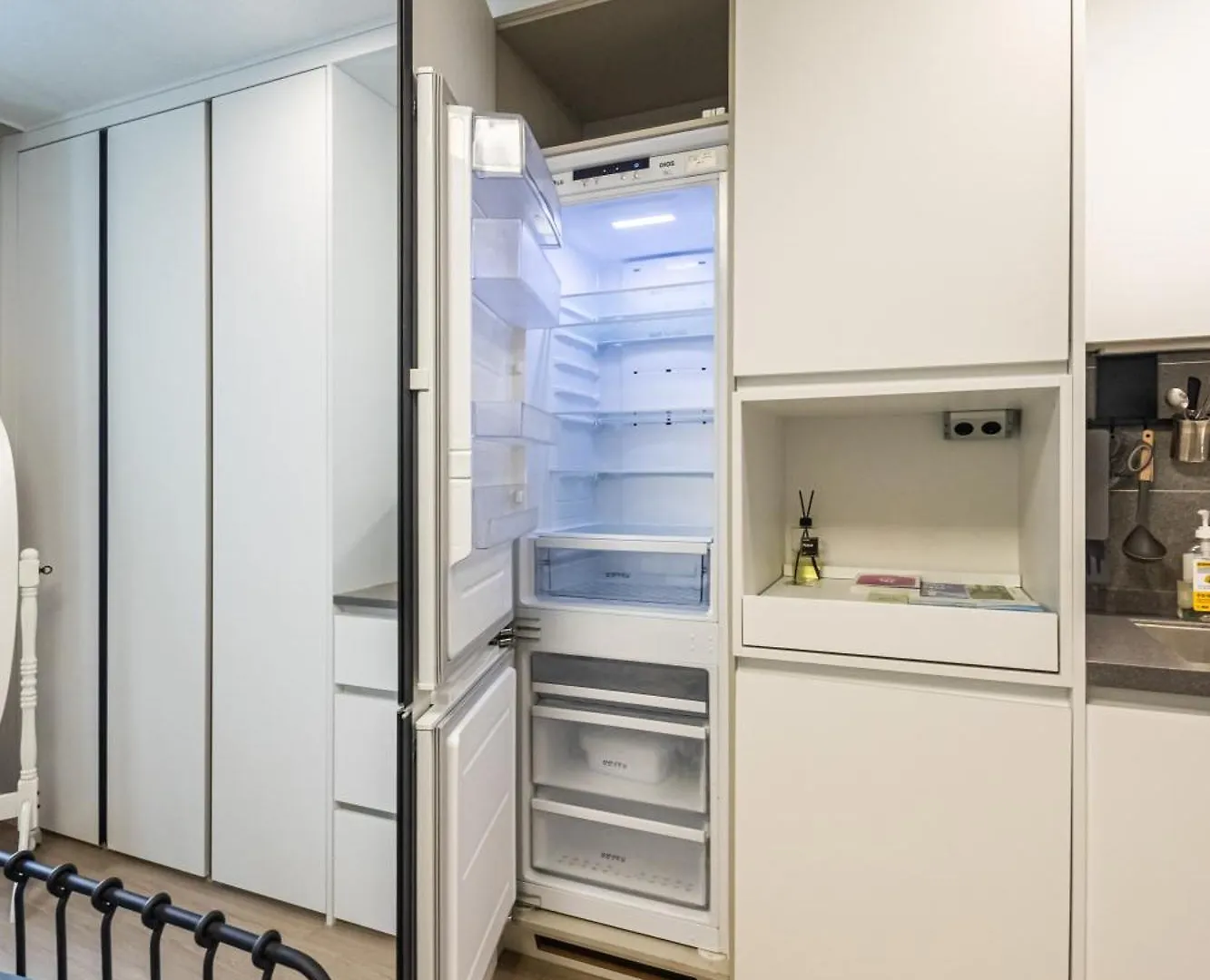 Gwangalli Beach Stylish Accommodation Peaceful Night Busan South Korea