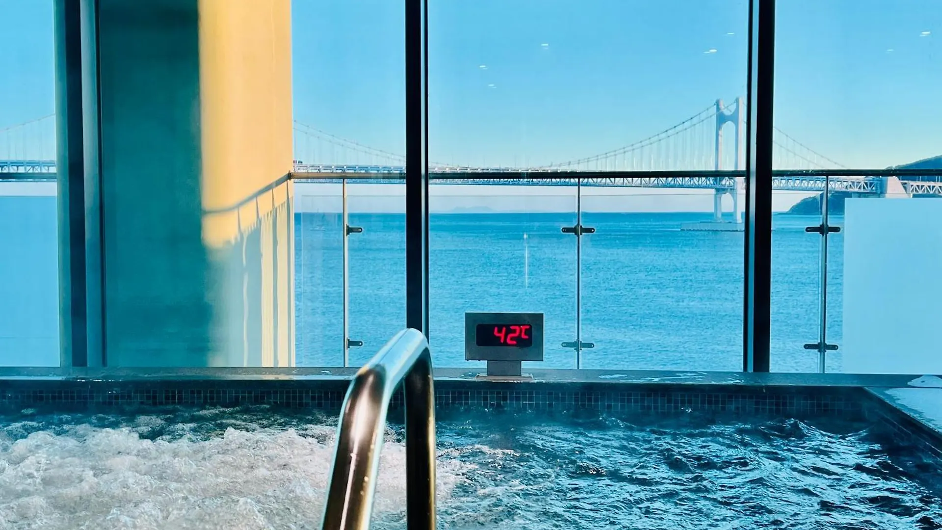 Apartment Gwangan Seawatch Summerhouse #Free Parking # Beach #Ocean